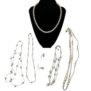 Vtg Lot Fashion‎ Costume Jewelry Faux Pearl Silver & Gold Tone Layer Necklaces 5
